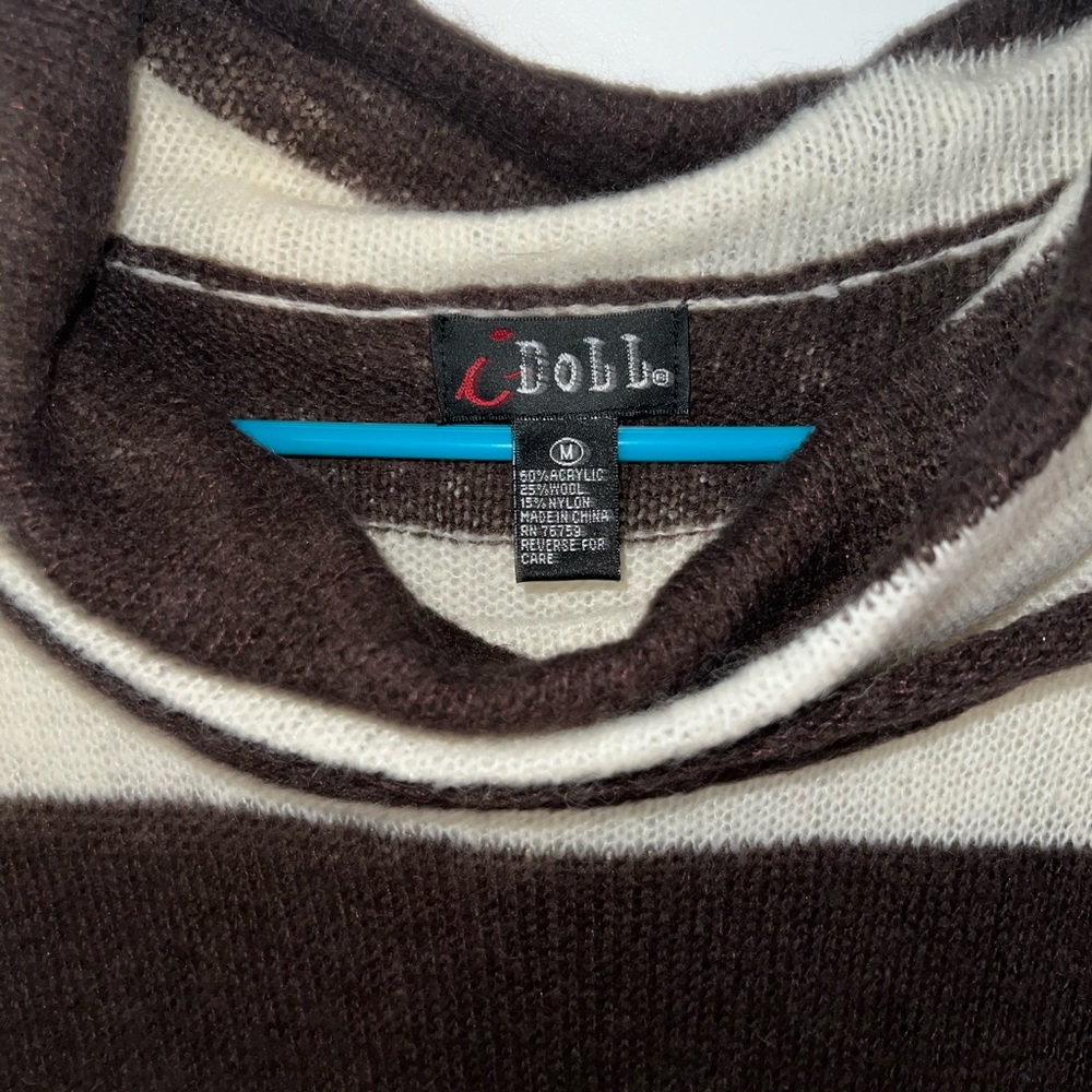 Sleeveless sweater dress